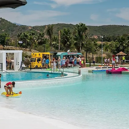 Al-1105 - In - Alcazaba Lagoon *